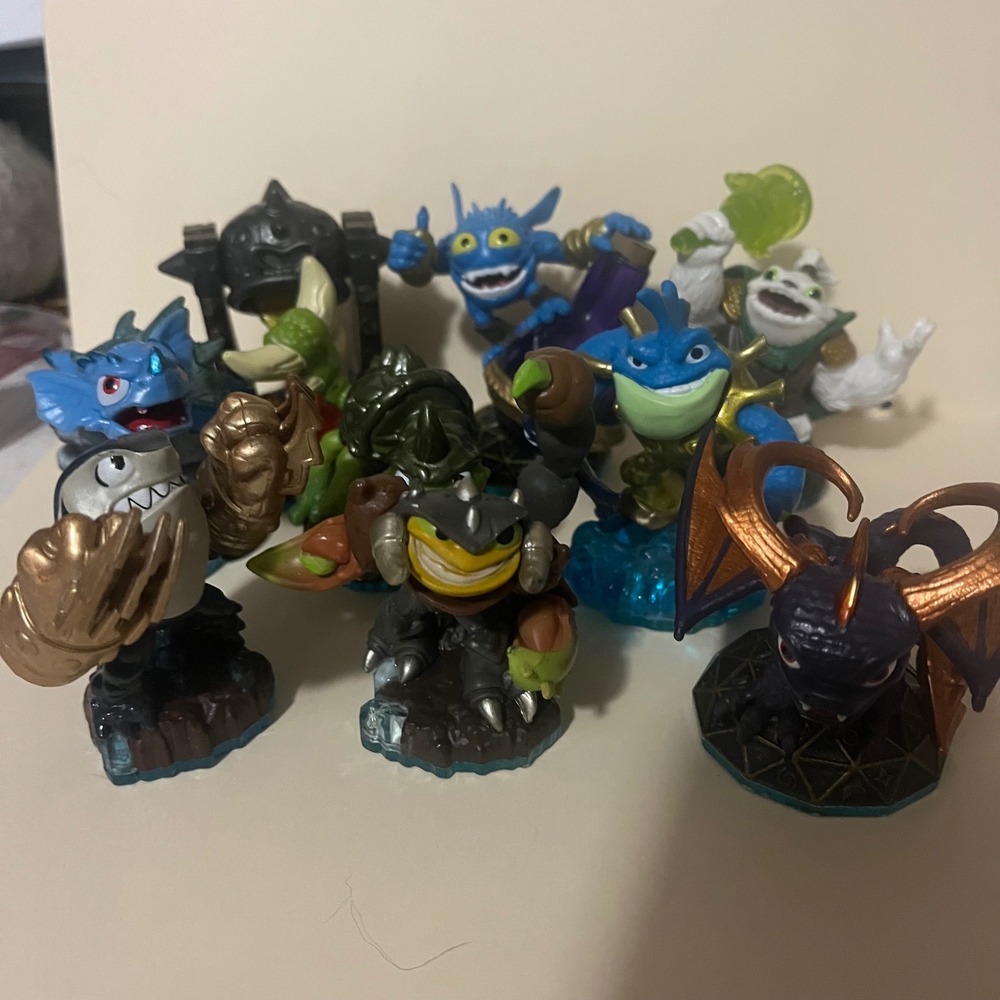 Skylanders Swap Force Lot of 9 - Scorp Spyro Warnado Slobber Tooth Fiery Forge